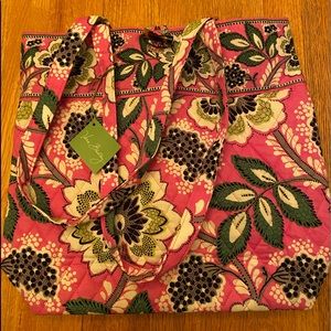 Vera Bradley Tote in Priscilla Pink